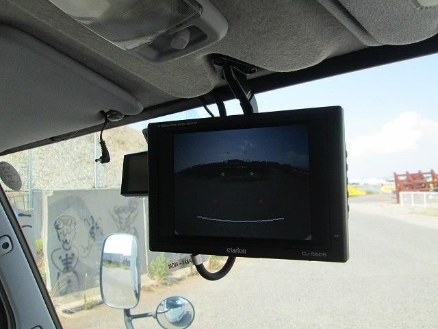 MITSUBISHI CANTER 2017 Image 31