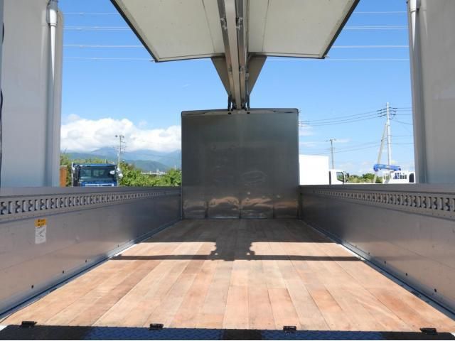 MITSUBISHI CANTER 2019 Image 31