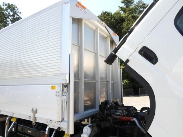 MITSUBISHI CANTER 2019 Image 31