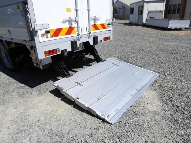 MITSUBISHI CANTER 2019 Image 31