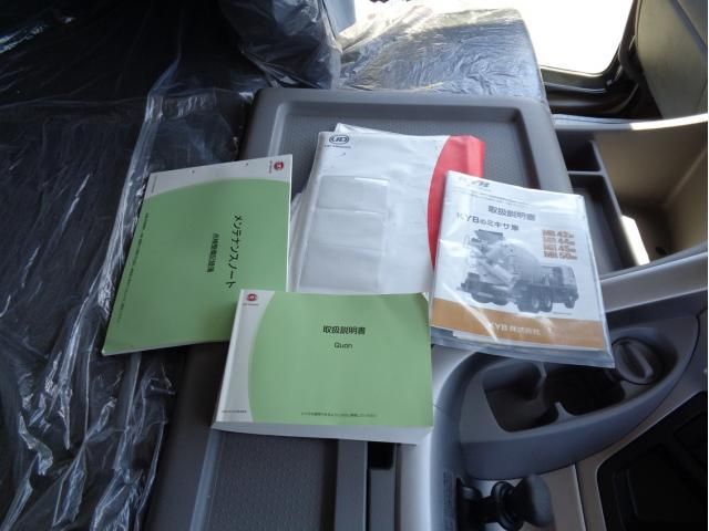 NISSAN DIESEL QUON 2023 Image 31