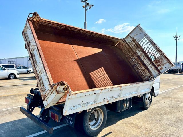 ISUZU  2008 Image 31