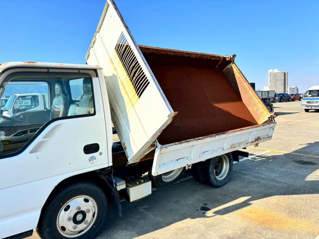 ISUZU  2008 Image 31