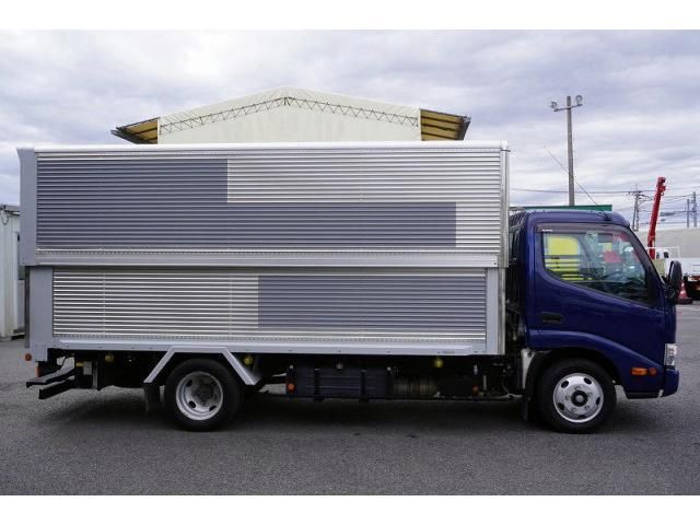 HINO DUTRO 2017 Image 31