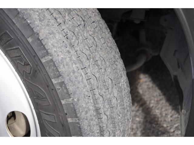 HINO DUTRO 2017 Image 31