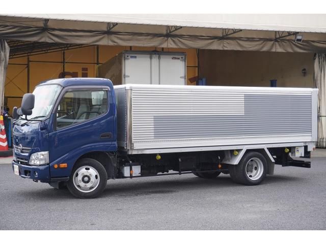 HINO DUTRO 2017 Image 31