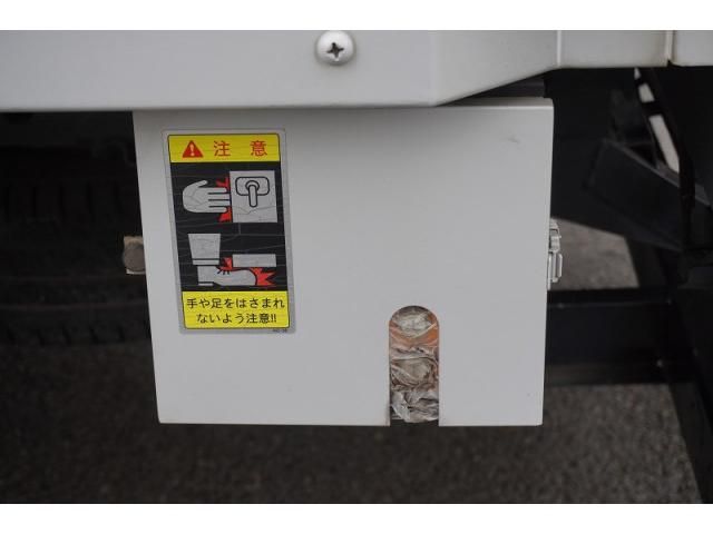 HINO DUTRO 2017 Image 31