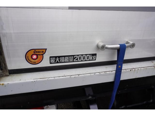 HINO DUTRO 2017 Image 31