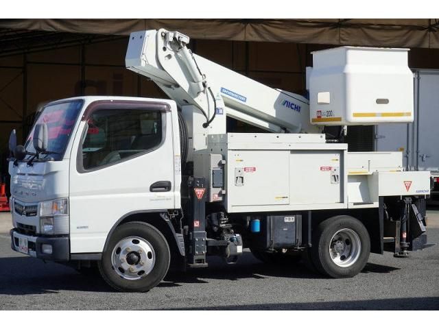 MITSUBISHI CANTER 2017 Image 31