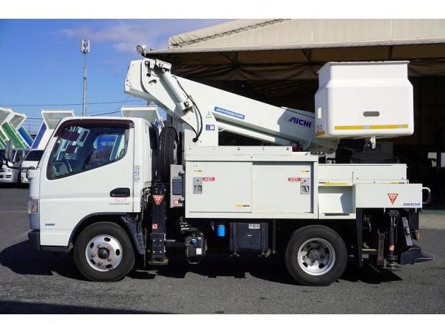 MITSUBISHI CANTER 2017 Image 31