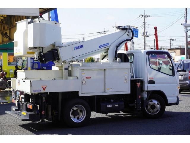 MITSUBISHI CANTER 2017 Image 31