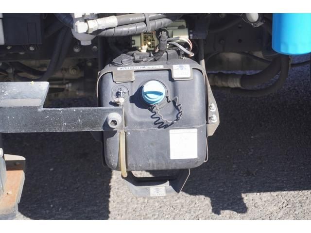 MITSUBISHI CANTER 2017 Image 31