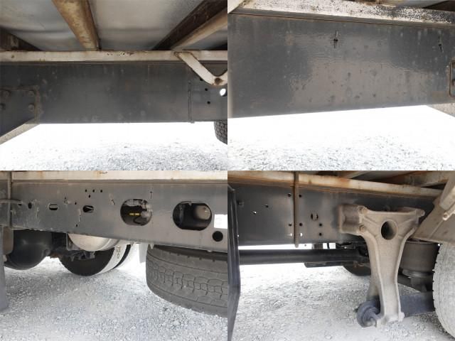 ISUZU FORWARD 2012 Image 31