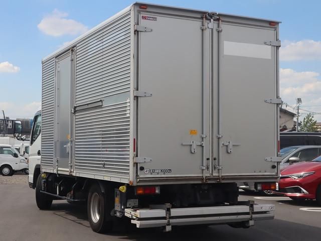 MITSUBISHI CANTER 2019 Image 31