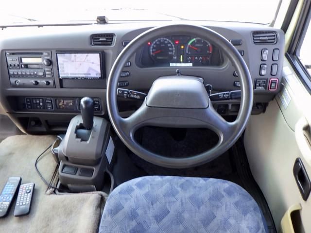 MITSUBISHI ROSA 2017 Image 31