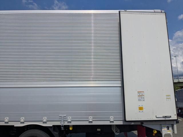 ISUZU GIGA 2024 Image 31