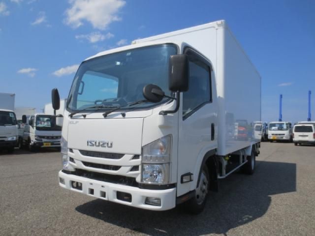 ISUZU ELF 2020 Image 31