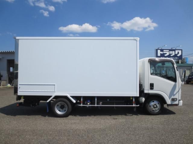 ISUZU ELF 2020 Image 31