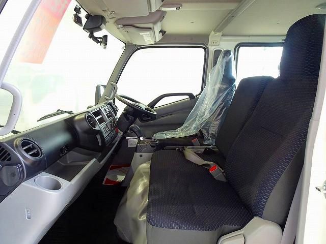 HINO DUTRO 2025 Image 31