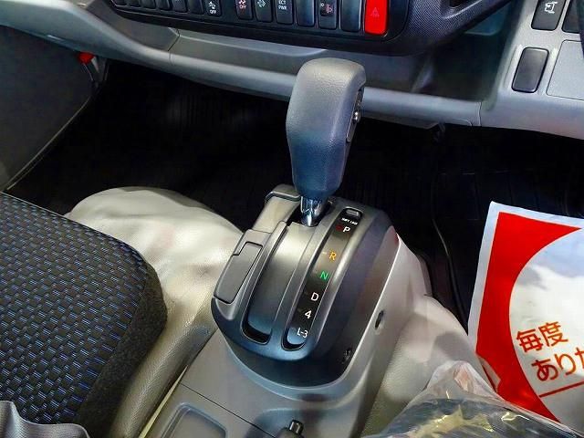 HINO DUTRO 2025 Image 31