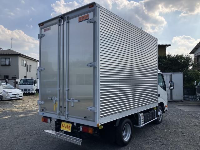 HINO DUTRO 2023 Image 31