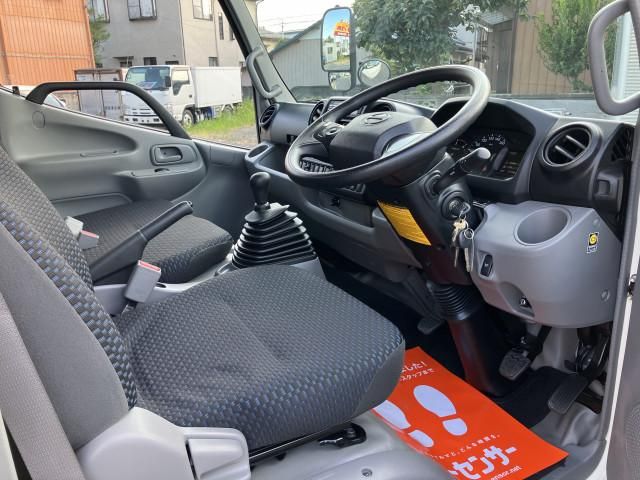 HINO DUTRO 2023 Image 31