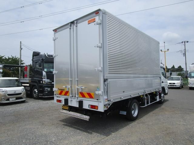 MITSUBISHI CANTER 2025 Image 31