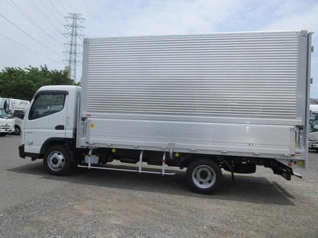 MITSUBISHI CANTER 2025 Image 31