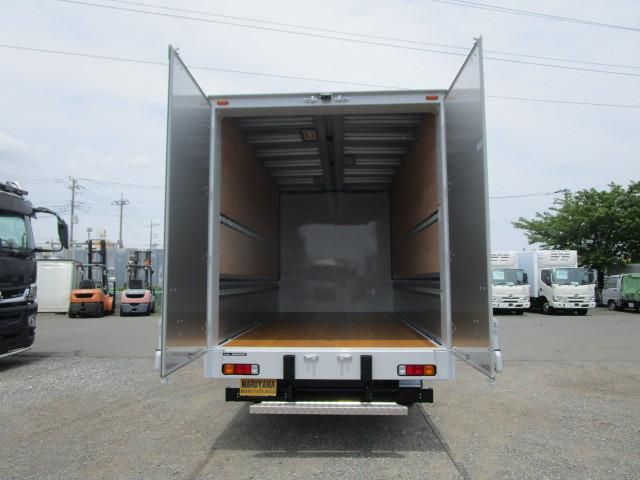 MITSUBISHI CANTER 2025 Image 31