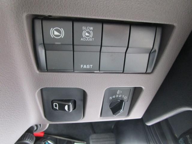 MITSUBISHI CANTER 2025 Image 31