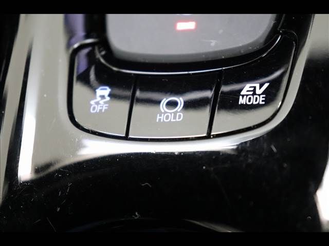 TOYOTA C-HR 2020 Image 31