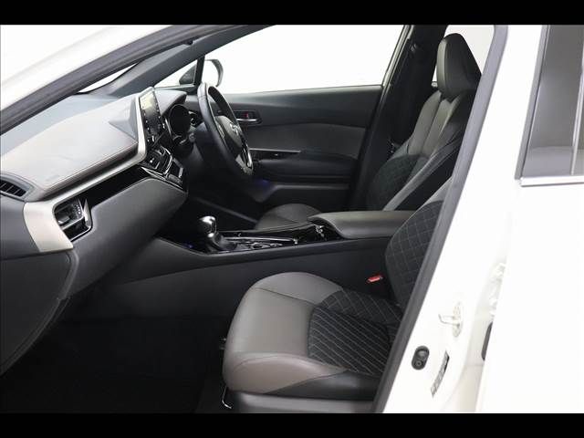 TOYOTA C-HR 2020 Image 31