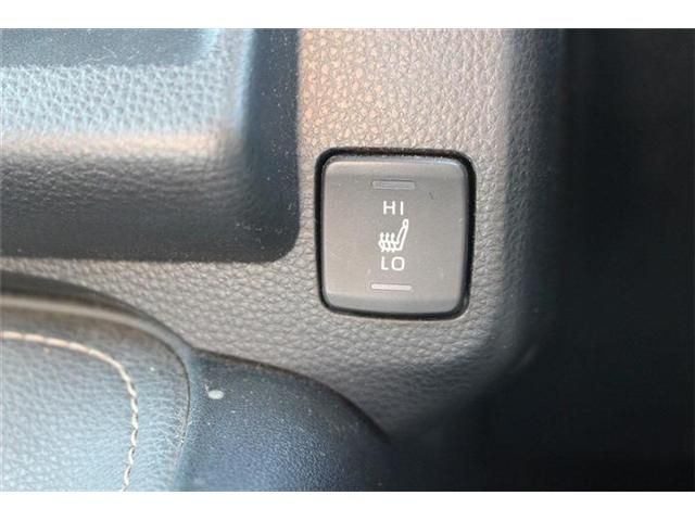 TOYOTA COROLLA SEDAN HYBRID 2019 Image 31