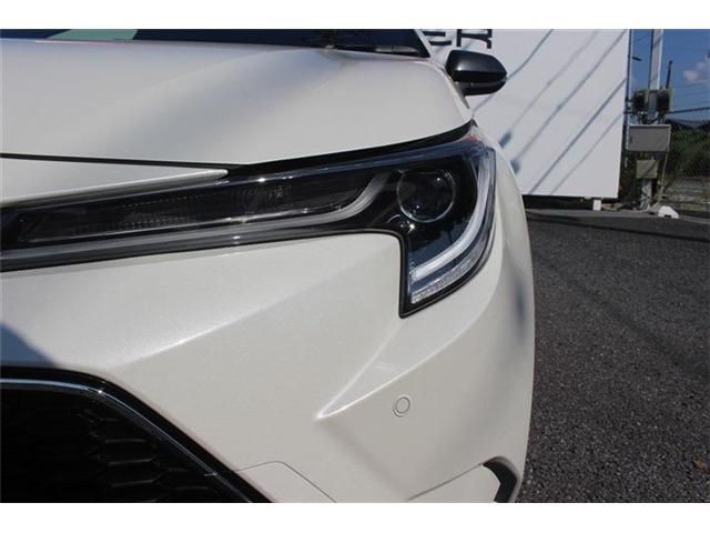 TOYOTA COROLLA SEDAN HYBRID 2019 Image 31