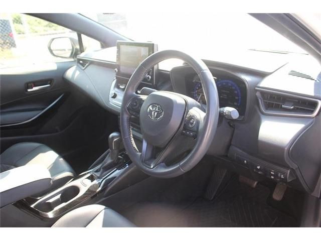 TOYOTA COROLLA SEDAN HYBRID 2019 Image 31