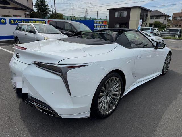 TOYOTA LEXUS LC500 CONVERTI 2023 Image 31