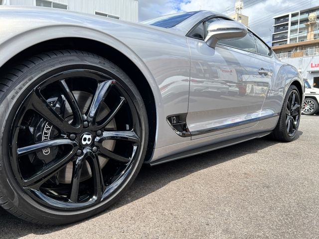 BENTLEY COUPE 2020 Image 31