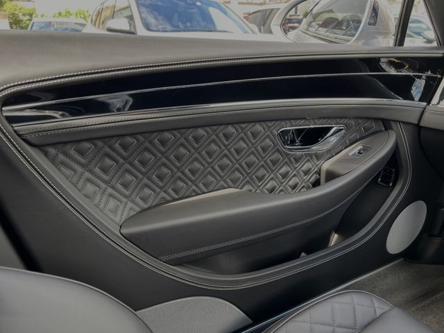 BENTLEY COUPE 2020 Image 31