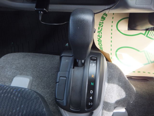 TOYOTA DYNA 2011 Image 31