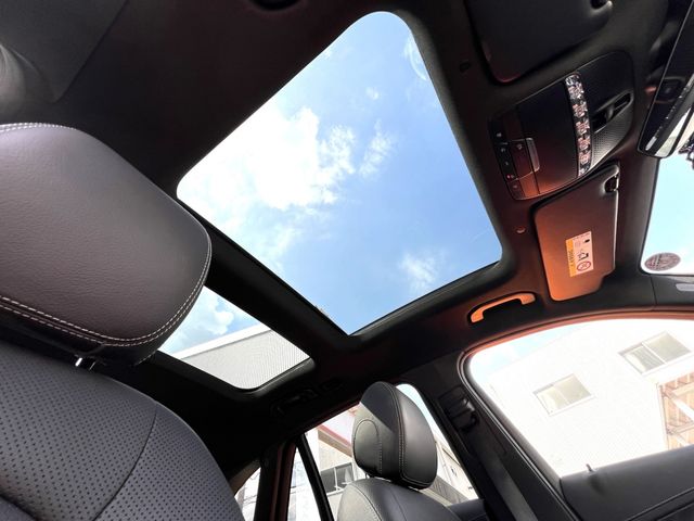 MERCEDES BENZ GLC CL 2019 Image 31