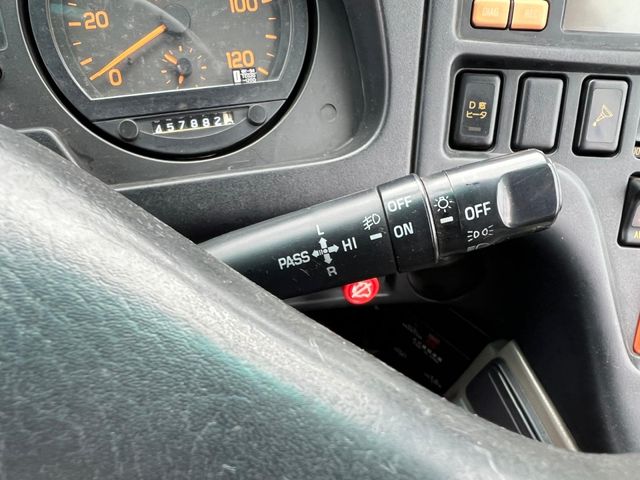 ISUZU GALA 2004 Image 31