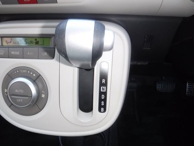 DAIHATSU MIRA COCOA 2010 Image 31