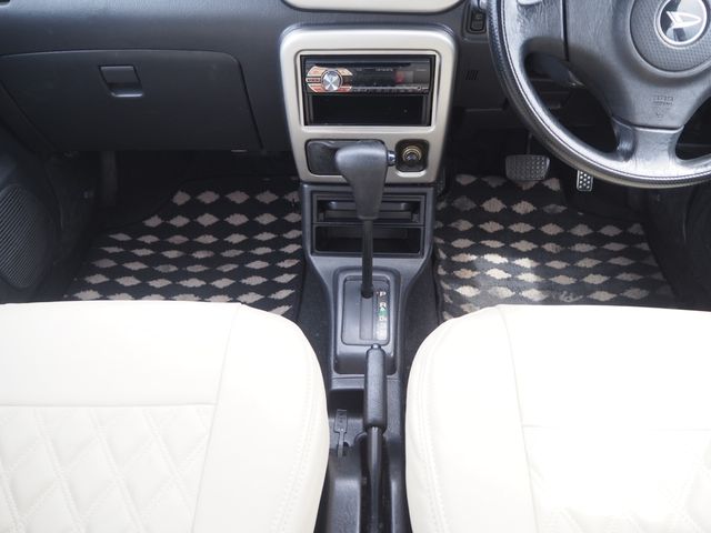 DAIHATSU MIRA GINO 2001 Image 31