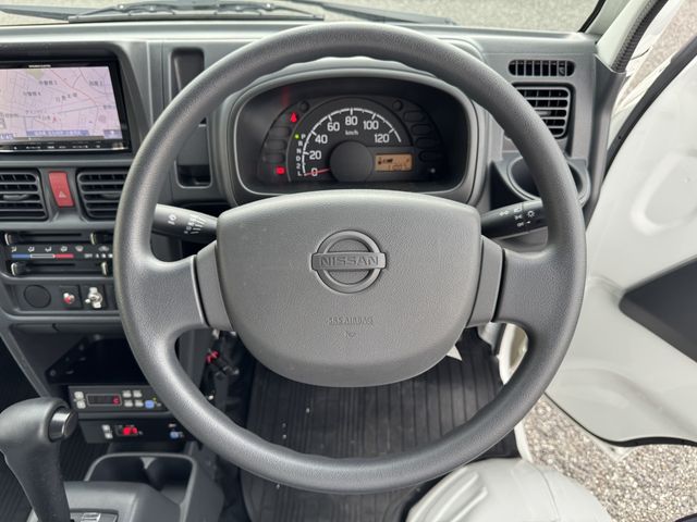 NISSAN NT100 CLIPPER 4WD 2018 Image 31