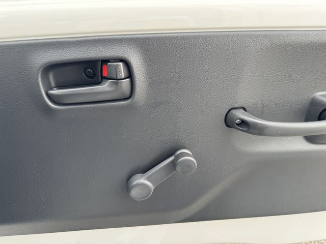 NISSAN NT100 CLIPPER 4WD 2018 Image 31