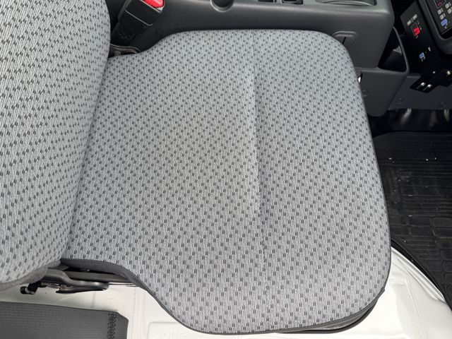 NISSAN NT100 CLIPPER 4WD 2018 Image 31