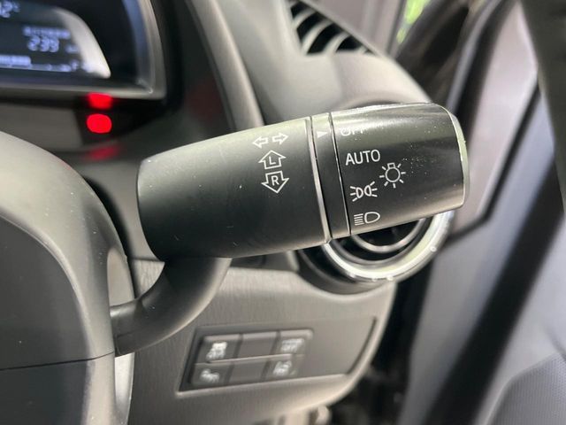 MAZDA DEMIO 2016 Image 31