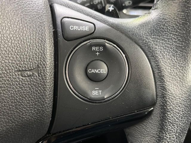 HONDA VEZEL HYBRID 2015 Image 31