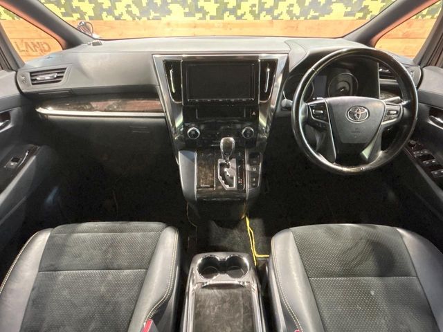 TOYOTA VELLFIRE 2016 Image 31