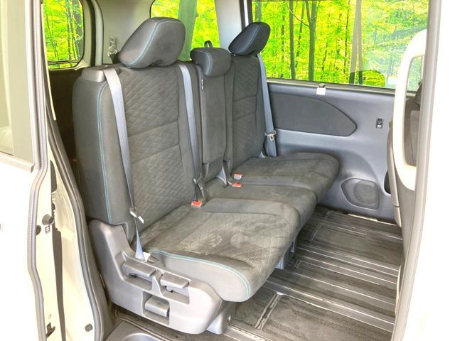 NISSAN SERENA  S-HYBRID 2017 Image 31